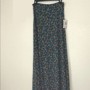 Small LuLaRoe Maxi Skirt